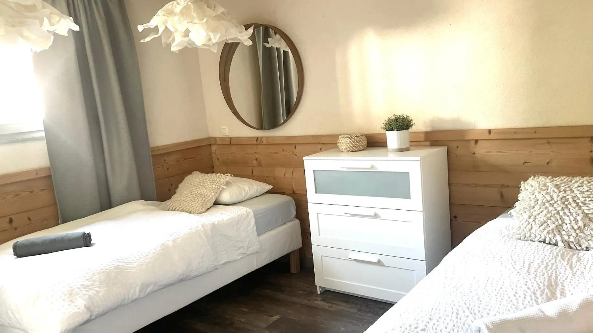 Chalet Le Petit Nicolas, Jacuzzi, Vue Mont Blanc Chamonix