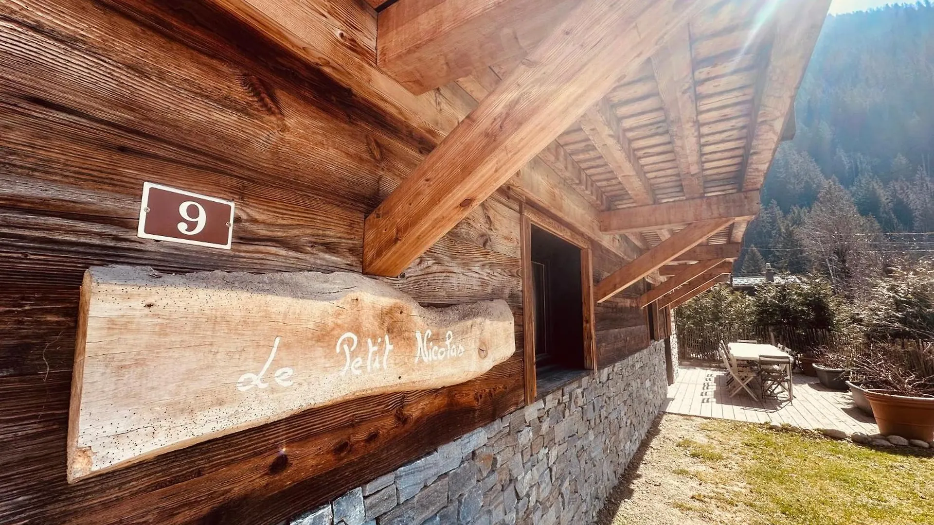 Chalet Le Petit Nicolas, Jacuzzi, Vue Mont Blanc Chamonix 0*,  Francja
