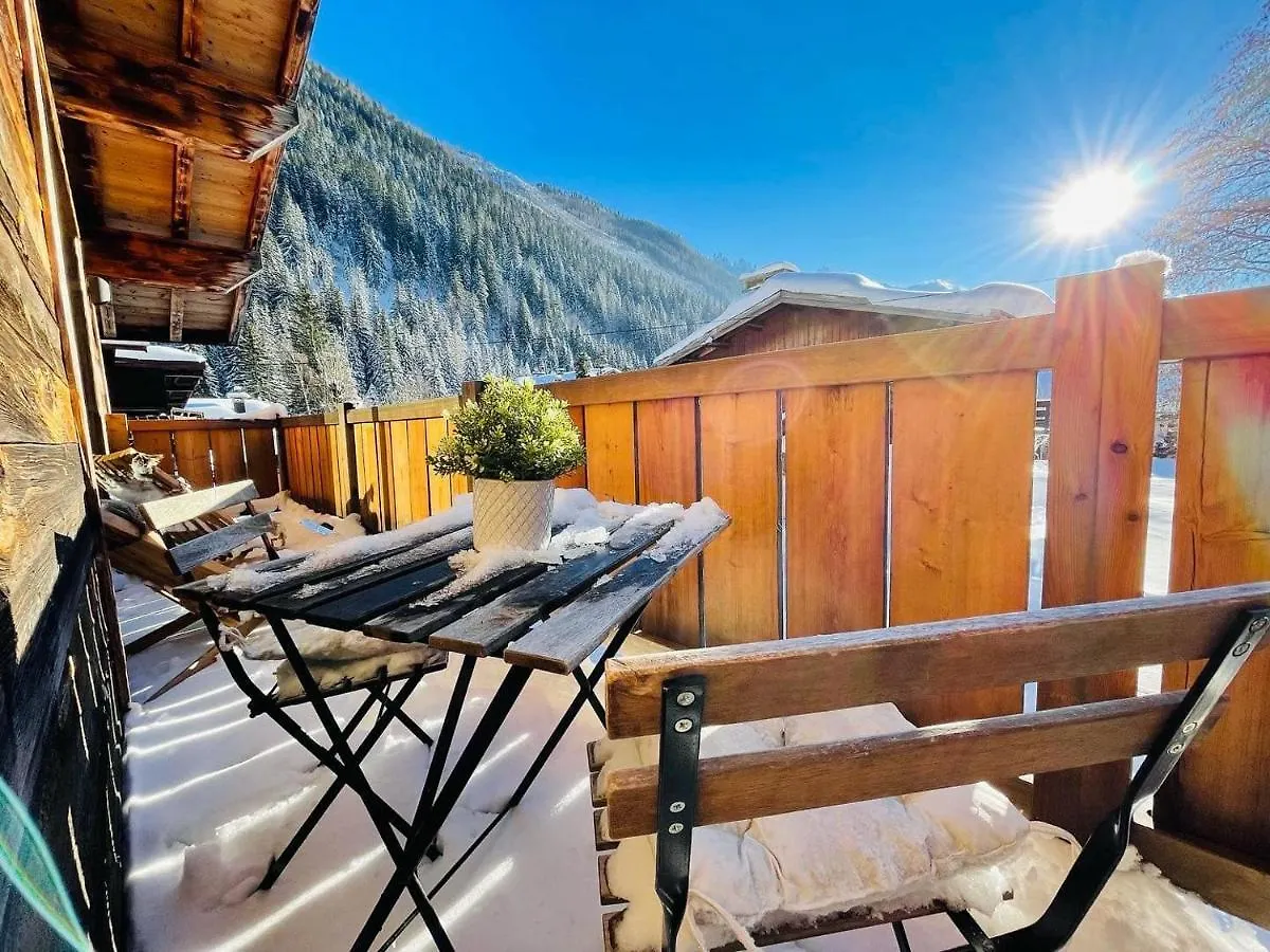 Chalet Le Petit Nicolas, Jacuzzi, Vue Mont Blanc Chamonix Frankreich